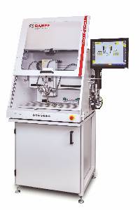 Die DC-CNC250 von RAMPF Production Systems: die wirtschaftliche Lösung zur hochpräzisen Dosierung pastöser und abrasiver Materialien.